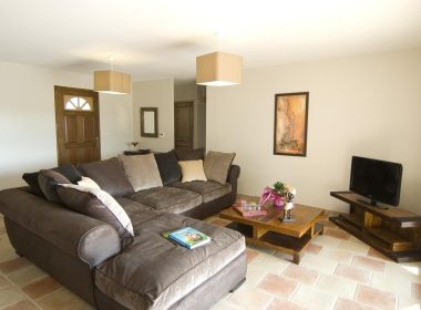 Les Maisons au Soleil