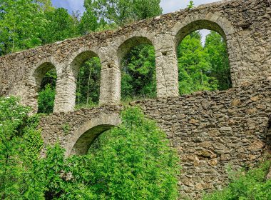 Aqueduc de Rocher