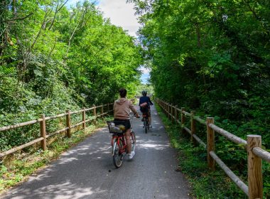 A vélo sur la Via Ardèche de Saint-Sernin à Largentière