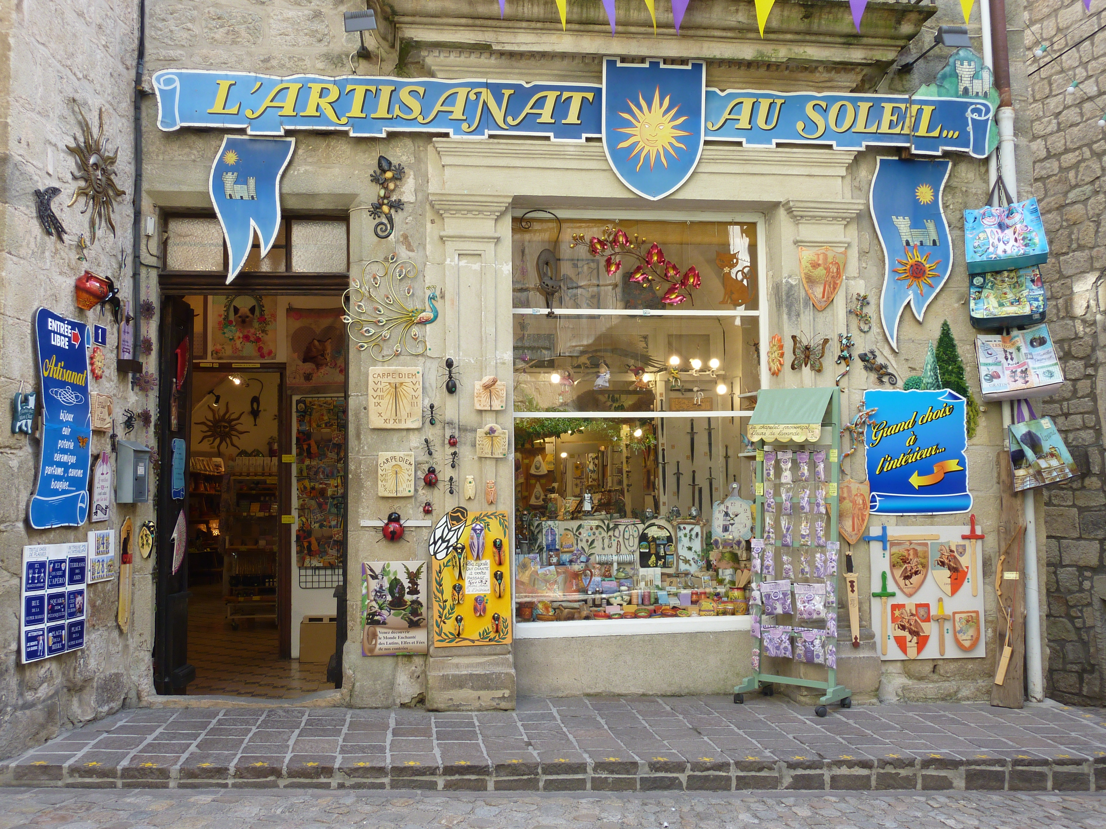 L'artisanat de la céramique et de la poterie au service des bougies